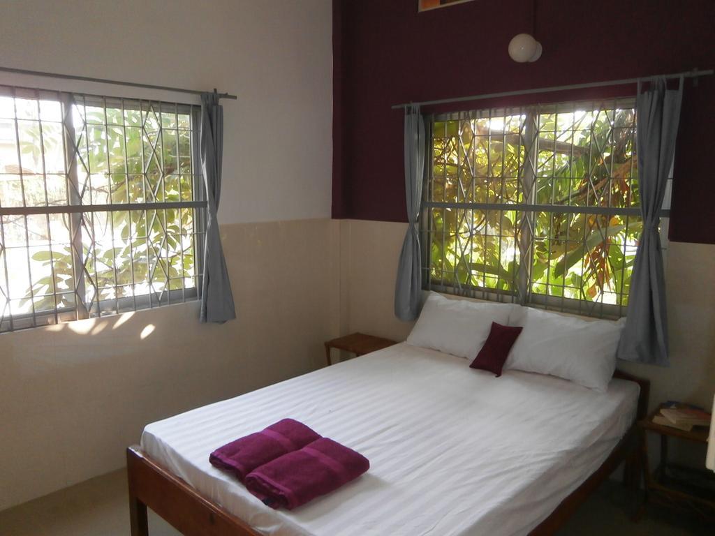 Bandini'S Hotel Kampot Phòng bức ảnh
